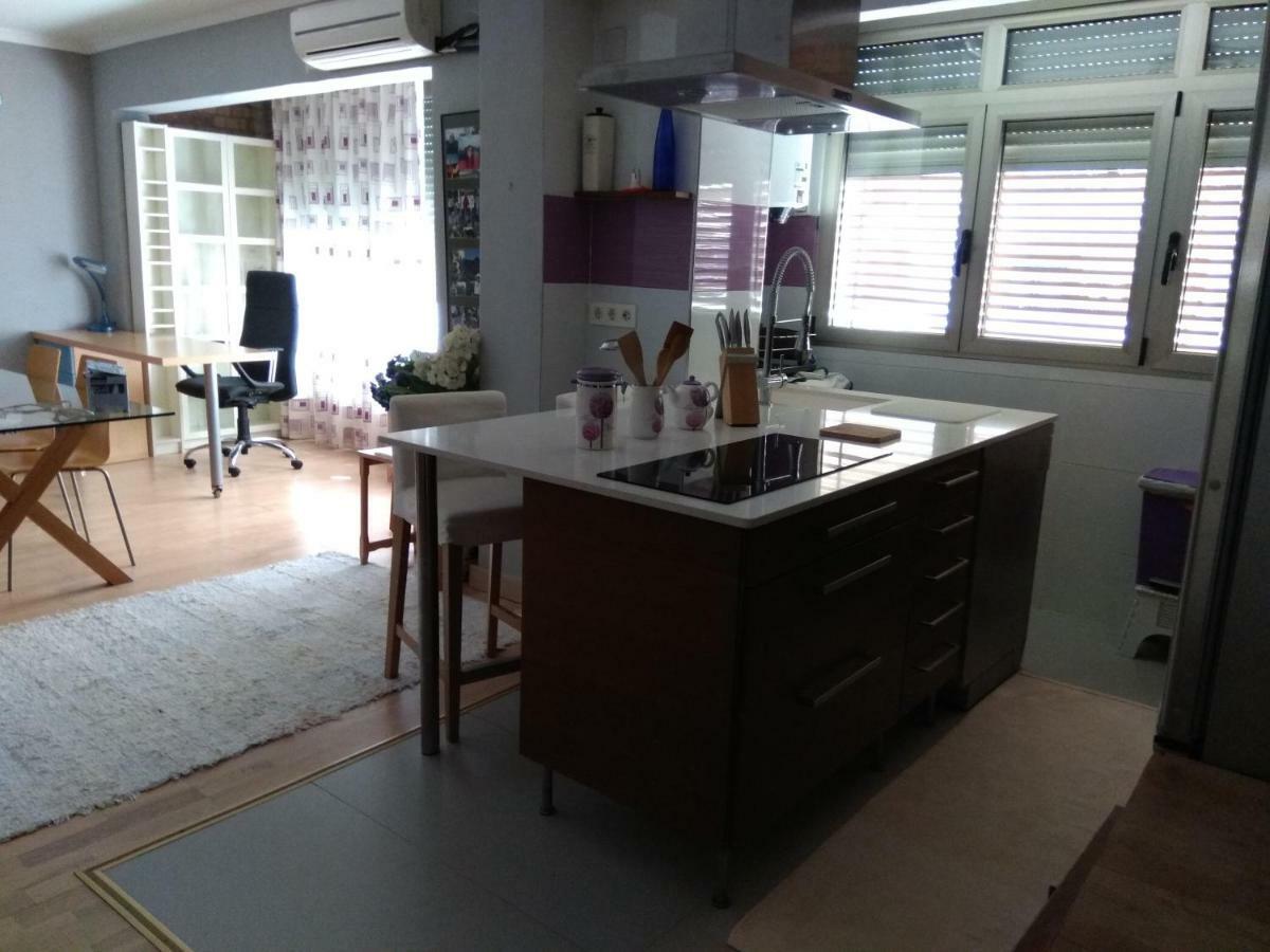 Apartament Валенсия Екстериор снимка