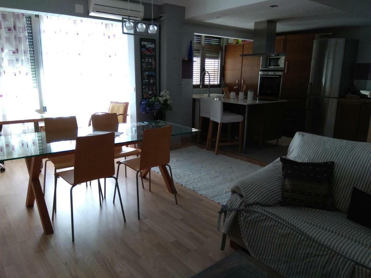 Apartament Валенсия Екстериор снимка